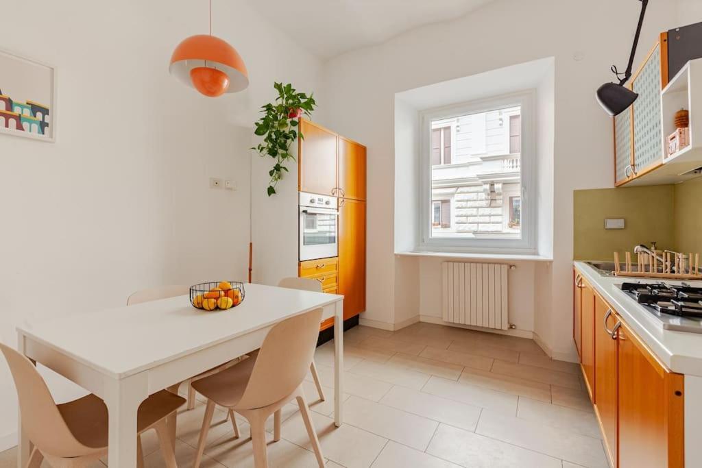 Moderno A Due Passi Dal Colosseo Apartamento Roma